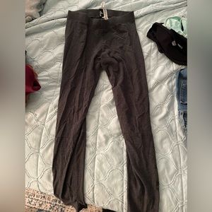 Gray adidas leggings size med